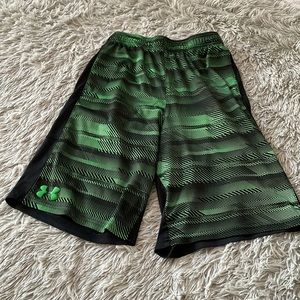 Under armor green shorts